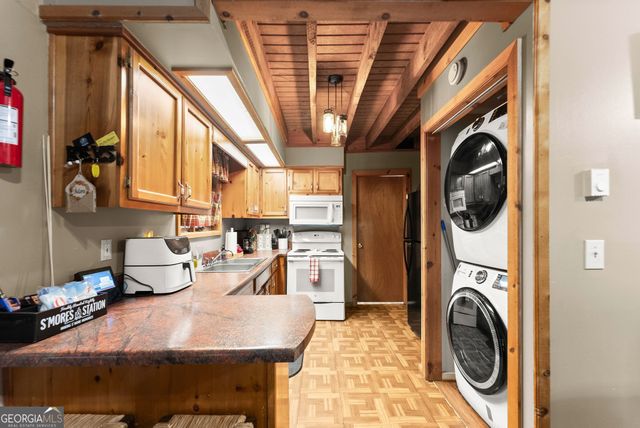 3 Ramblewood Drive, Sautee Nacoochee, GA 30571