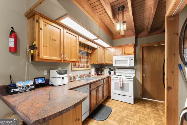 3 Ramblewood Drive, Sautee Nacoochee, GA 30571