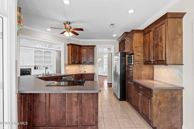 9278 Checkerberry Square NW, Calabash, NC 28467