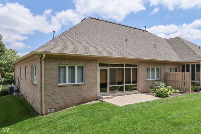 1496 Heron Ridge Boulevard, Greenwood, IN 46143