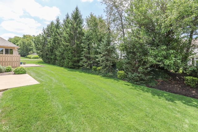 1496 Heron Ridge Boulevard, Greenwood, IN 46143