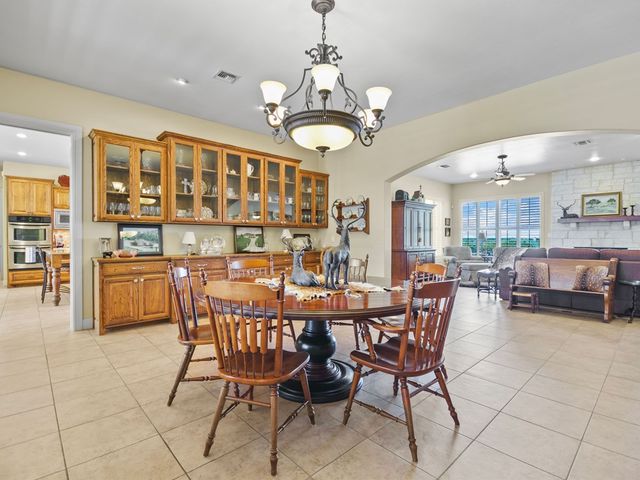 1000 S Landmark Road, Kerrville, TX 78028