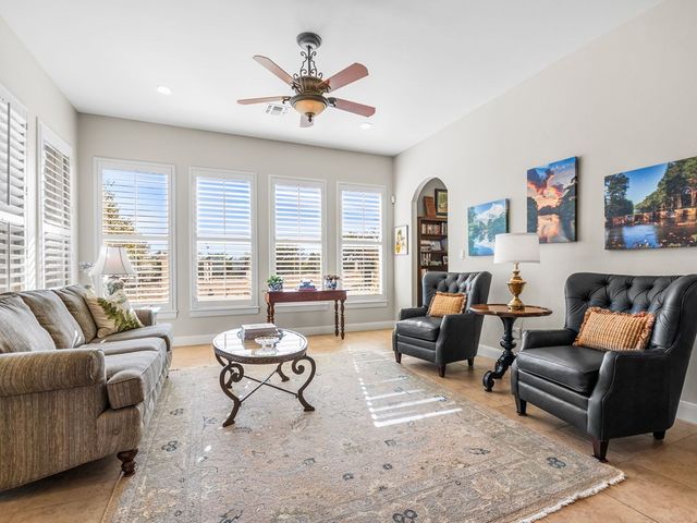 1000 S Landmark Road, Kerrville, TX 78028