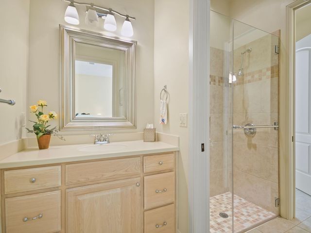 1000 S Landmark Road, Kerrville, TX 78028