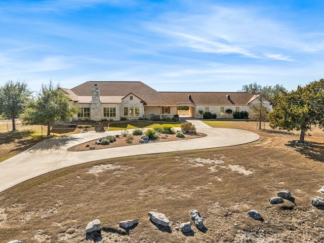 1000 S Landmark Road, Kerrville, TX 78028