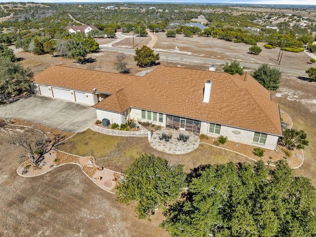 1000 S Landmark Road, Kerrville, TX 78028