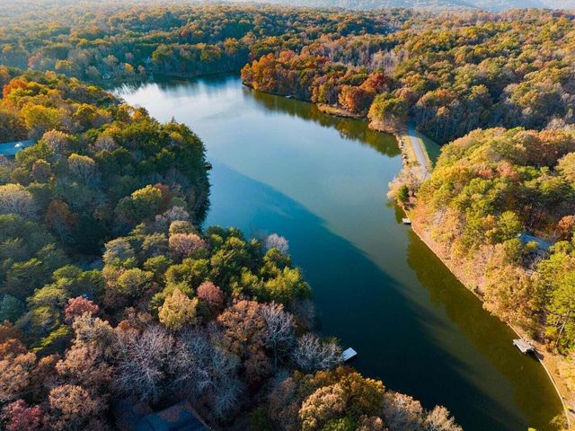 2318 Little Bend Road, Signal Mountain, TN 37377