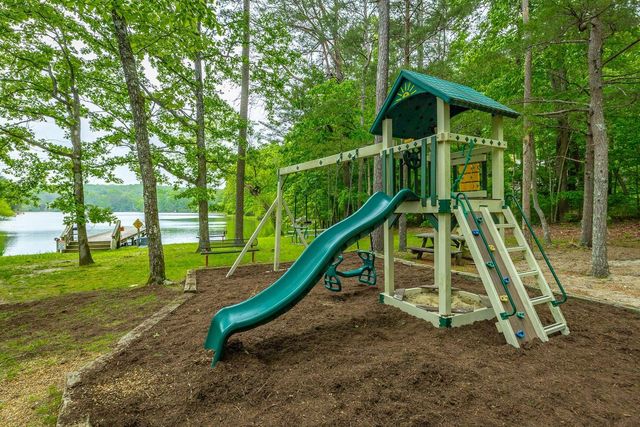 2318 Little Bend Road, Signal Mountain, TN 37377