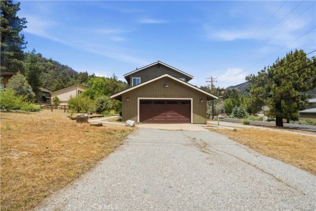 2325 Cypress, Pine Mountain Club, CA 93222