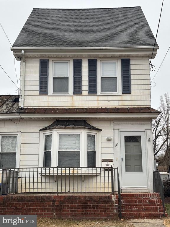 182 MADISON AVE, Mount Holly, NJ 08060
