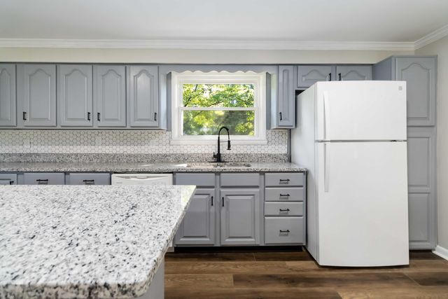 150 Woodland Drive, Somerset, KY 42501