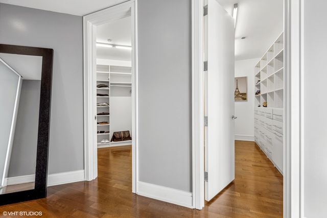 401 N Wabash Avenue 70D, Chicago, IL 60611