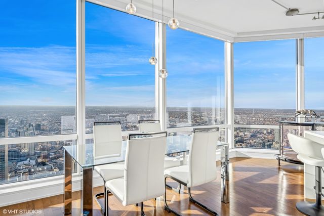 401 N Wabash Avenue 70D, Chicago, IL 60611