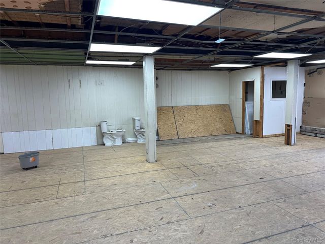 2814 Middletown Road 1, Bronx, NY 10461