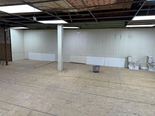 2814 Middletown Road 1, Bronx, NY 10461