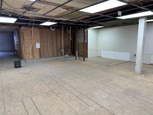 2814 Middletown Road 1, Bronx, NY 10461