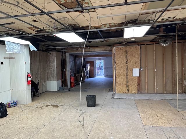 2814 Middletown Road 1, Bronx, NY 10461