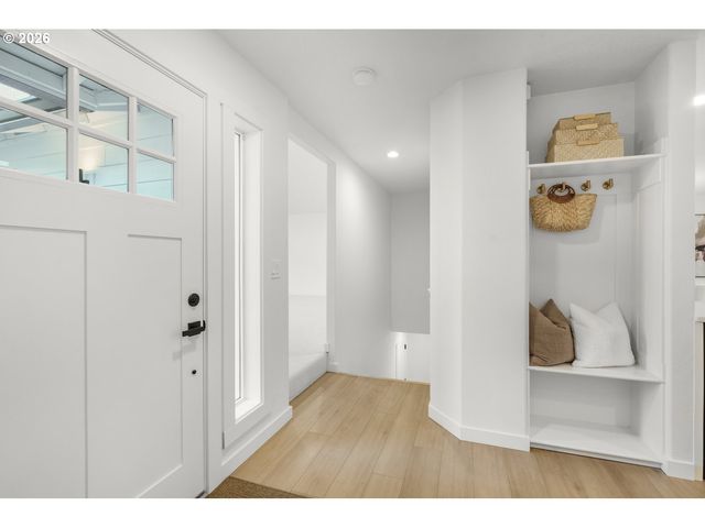 2317 Ne 52ND St, Vancouver, WA 98663