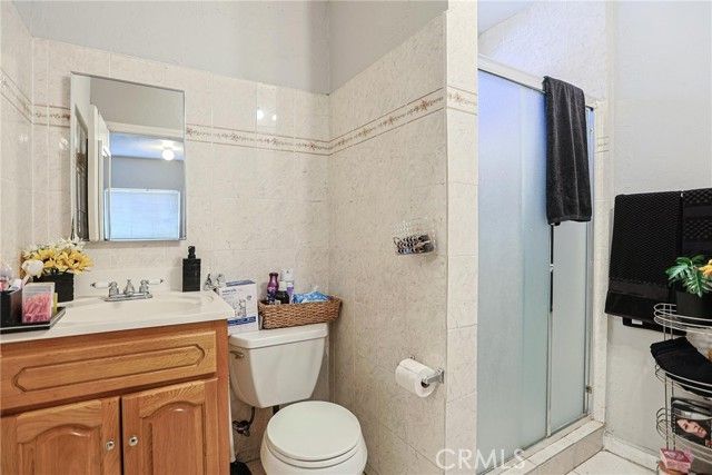 410 E 60th St, Long Beach, CA 90805