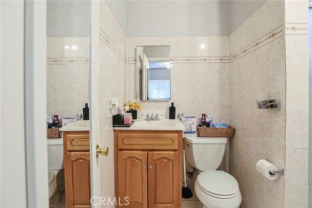 410 E 60th St, Long Beach, CA 90805