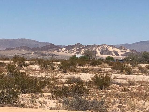 138 Amboy Road, 29 Palms, CA 92277