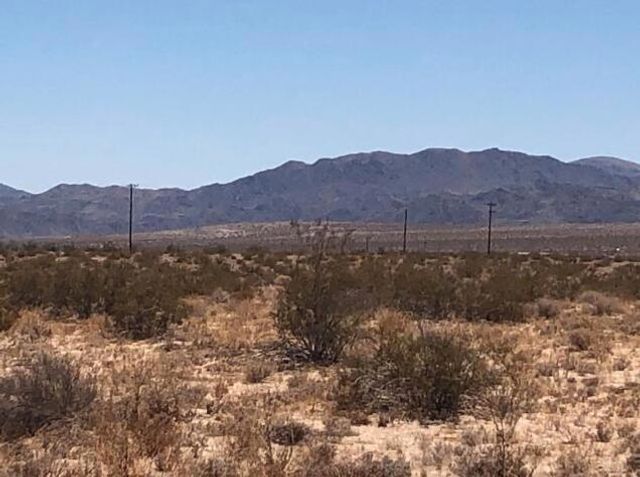 138 Amboy Road, 29 Palms, CA 92277