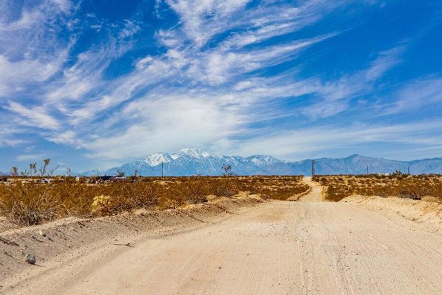 138 Amboy Road, 29 Palms, CA 92277