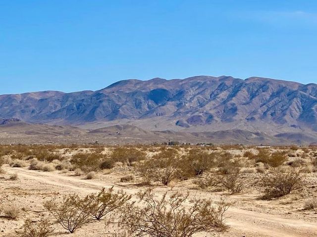 138 Amboy Road, 29 Palms, CA 92277