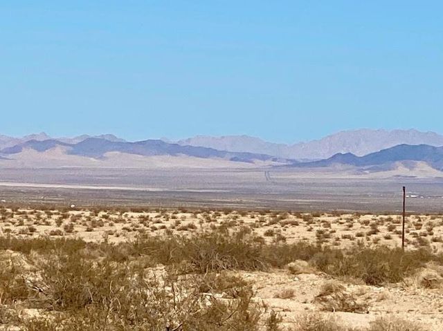 138 Amboy Road, 29 Palms, CA 92277