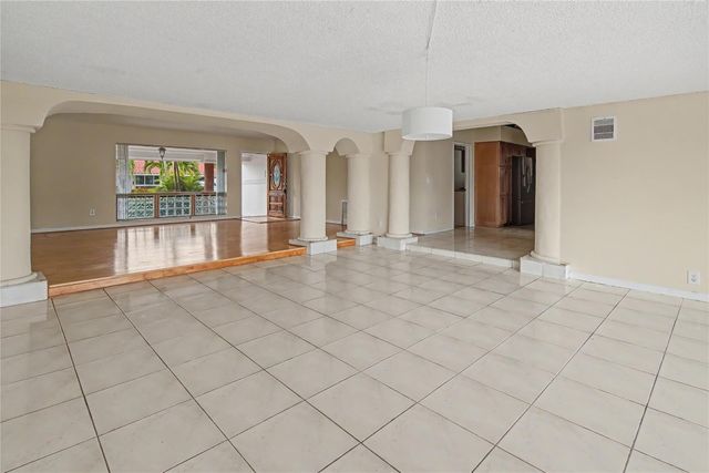 1000 SE 7th Avenue, Pompano Beach, FL 33060