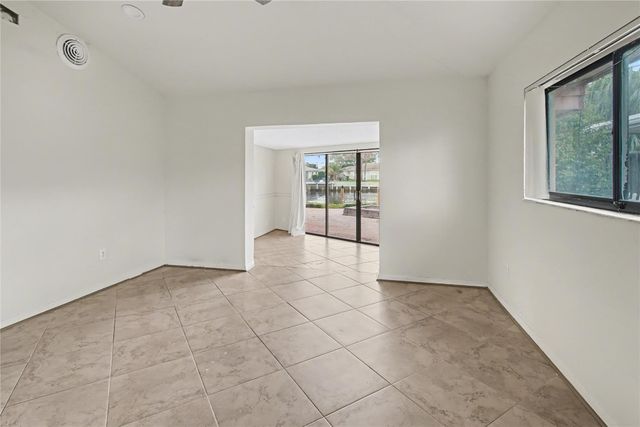 1000 SE 7th Avenue, Pompano Beach, FL 33060