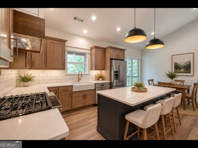 99 LOFTIS MTN Trail, Blairsville, GA 30512