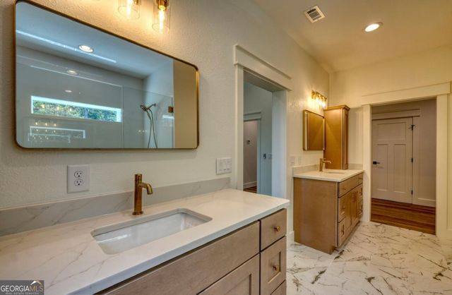 99 LOFTIS MTN Trail, Blairsville, GA 30512