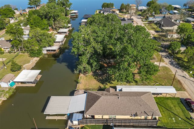 3410 Tahitian Court, Granbury, TX 76048