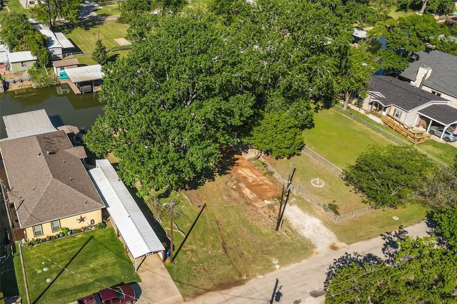 3410 Tahitian Court, Granbury, TX 76048