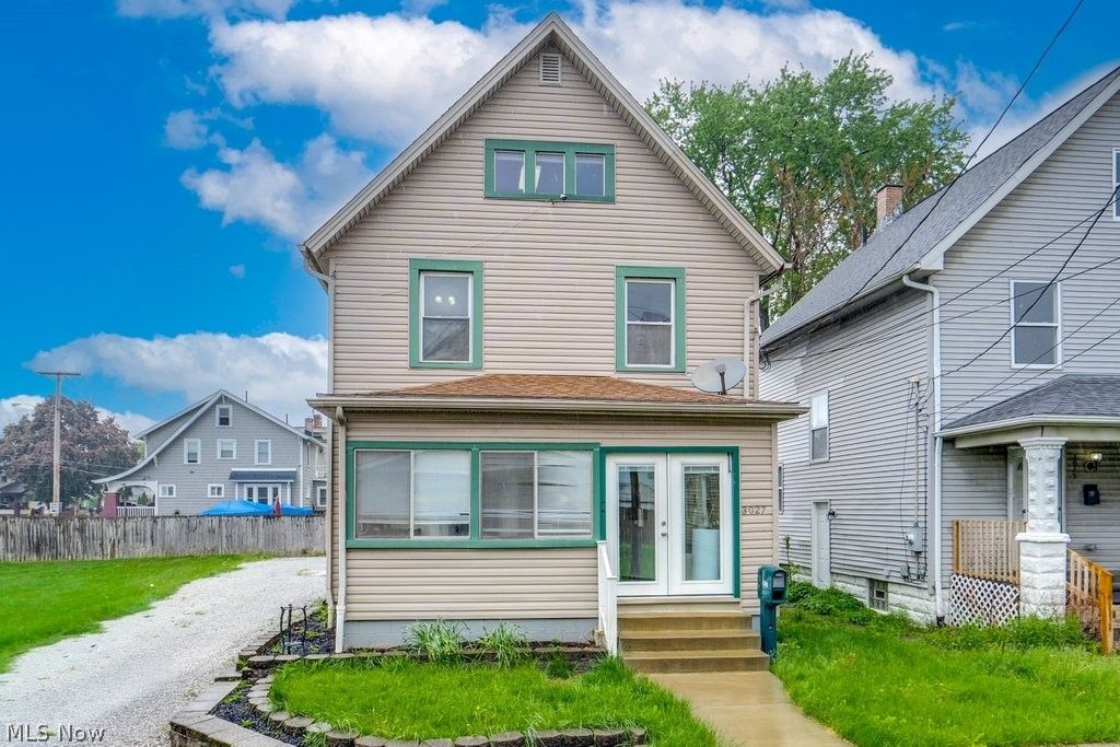 3027 Glen Place NW, Canton, OH 44708