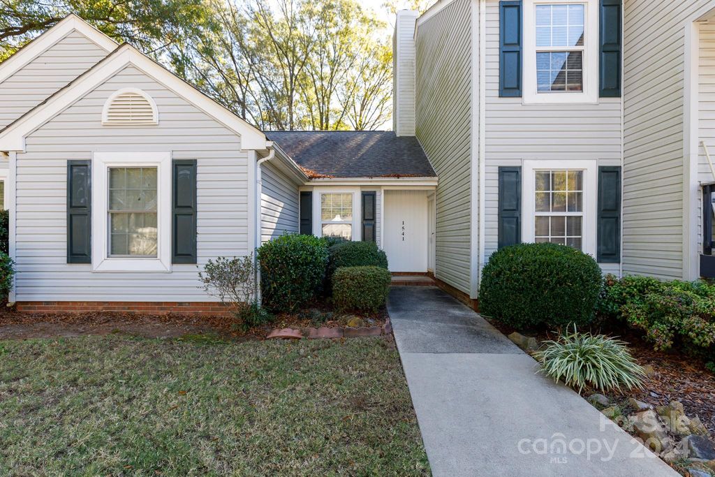 1541 Hunt Club Court, Rock Hill, SC 29732