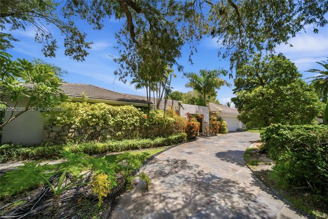 9448 NW 54th Doral Cir Lane, Doral, FL 33178