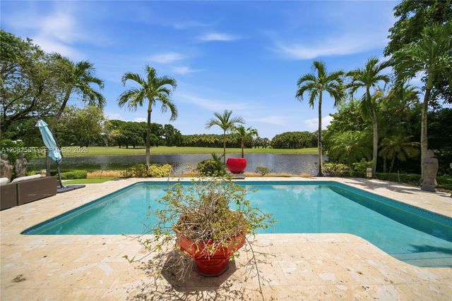 9448 NW 54th Doral Cir Lane, Doral, FL 33178