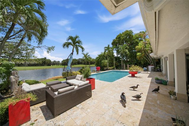 9448 NW 54th Doral Cir Lane, Doral, FL 33178