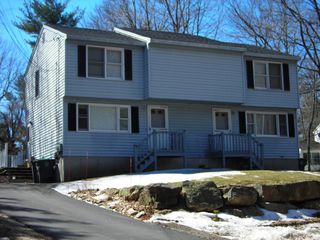 162 Tina Dr # B, Pembroke, NH 03275