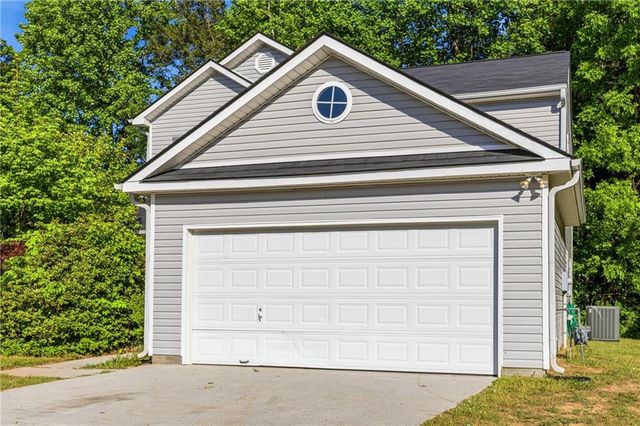 1094 Cliftwood Drive, Riverdale, GA 30296