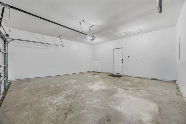 1094 Cliftwood Drive, Riverdale, GA 30296