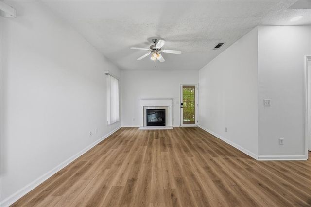 1094 Cliftwood Drive, Riverdale, GA 30296