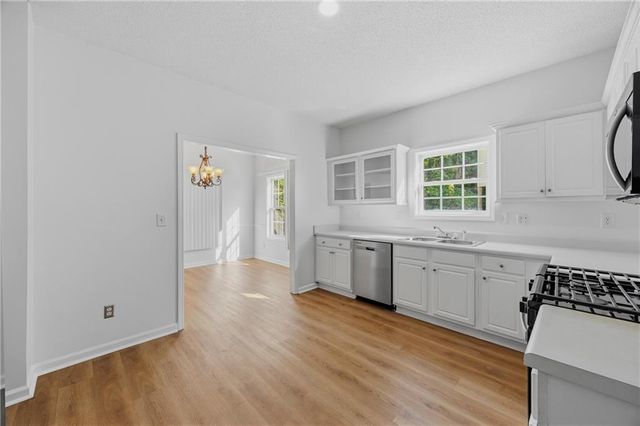 1094 Cliftwood Drive, Riverdale, GA 30296