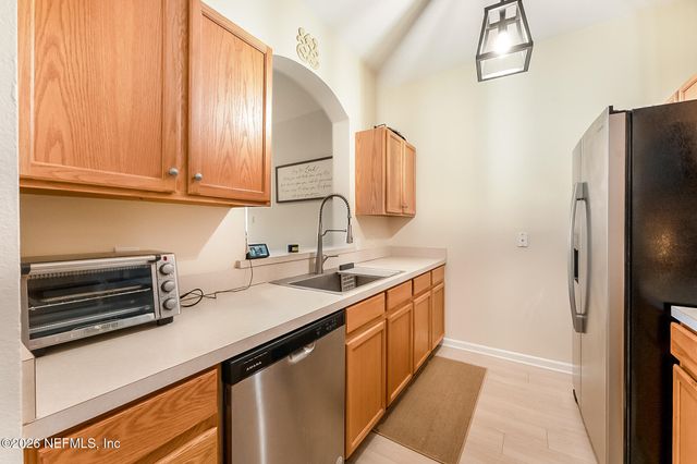 10550 BAYMEADOWS Road 413, Jacksonville, FL 32256