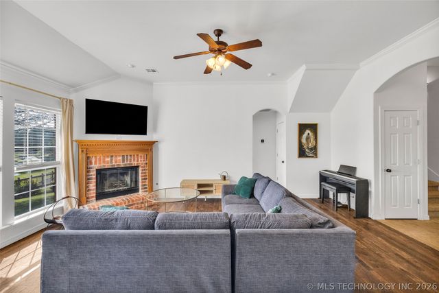 14929 Courtney Lane, Glenpool, OK 74033