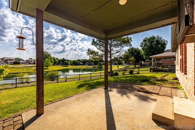 14929 Courtney Lane, Glenpool, OK 74033
