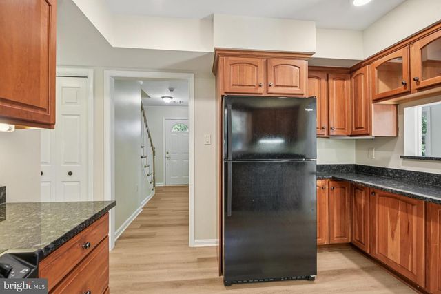 12761 ROCKWOOD LN, Woodbridge, VA 22192