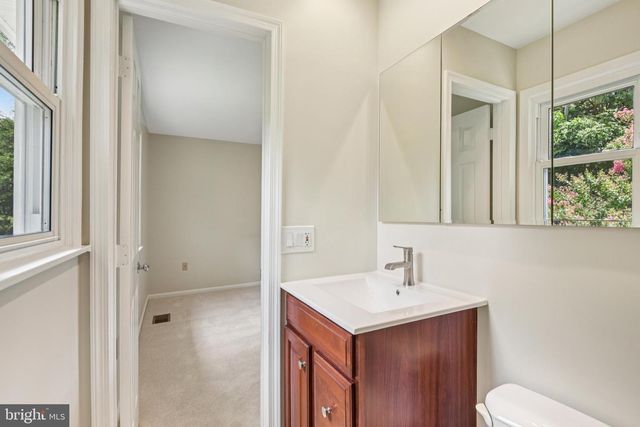 12761 ROCKWOOD LN, Woodbridge, VA 22192